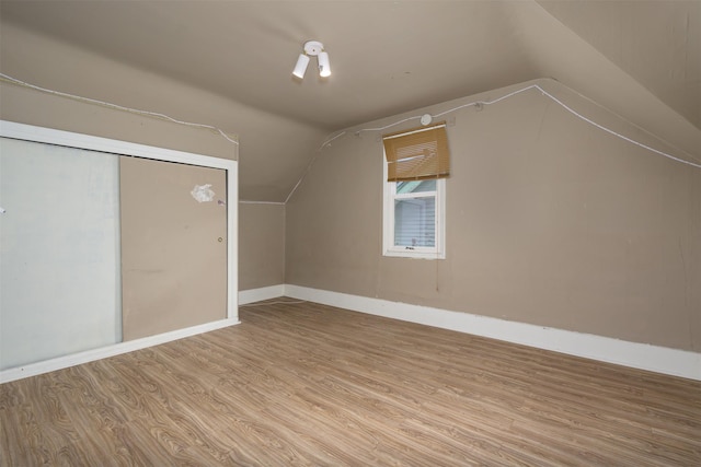 505 Oak St, Anaconda, MT 59711 - bonus room featuring wood finished floors, lofted ceiling, and baseboards