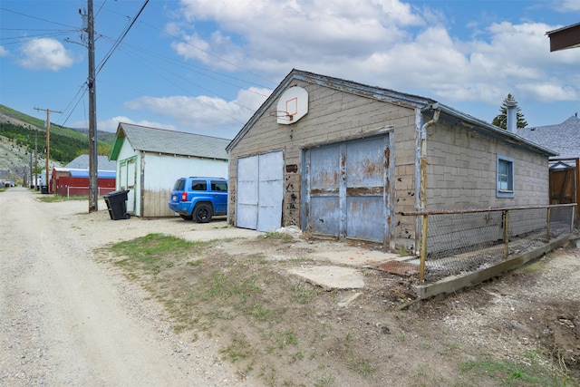 505 Oak St, Anaconda, MT 59711 - view of detached garage