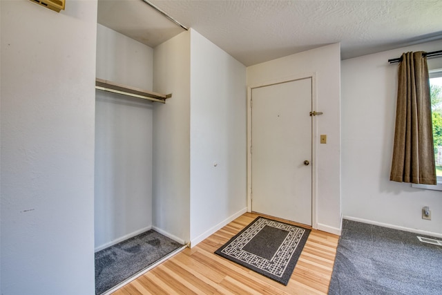 229 Glacier Dr, Lolo, MT 59847 - foyer featuring wood finished floors and baseboards