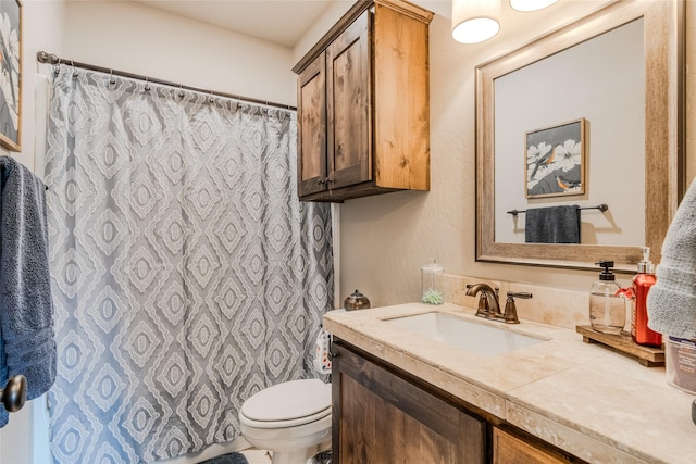 224 Forest Edge Trl, Kalispell, MT 59901 - full bath with vanity and a shower with shower curtain
