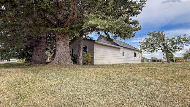 802 2nd St SW, Choteau, MT 59422 - view of property exterior featuring a yard
