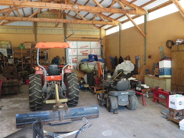 13567 Rosco Rd, Alberton, MT 59820 - view of garage