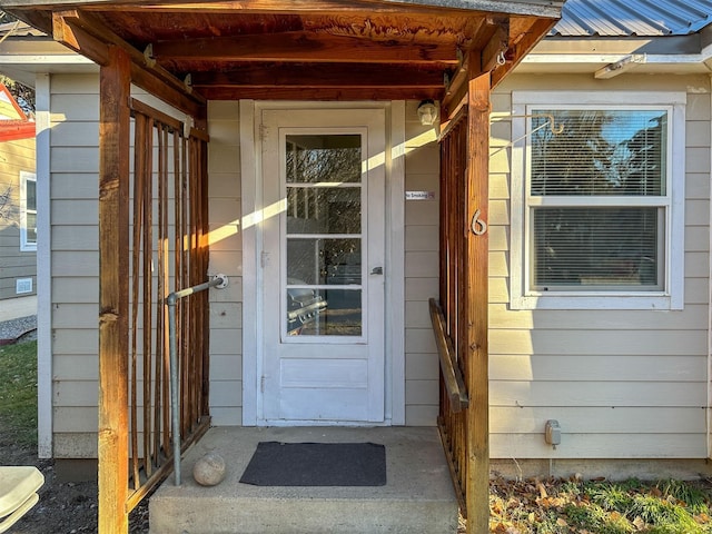 522 Main Ave N, Choteau, MT 59422 - doorway to property featuring a metal roof