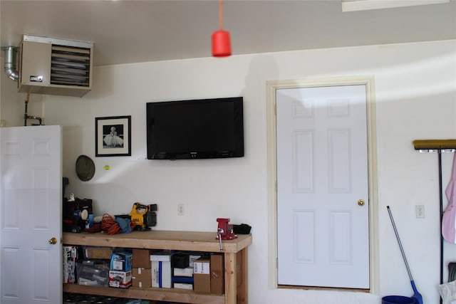 1230 Lucchese Rd, Helena, MT 59602 - bedroom featuring a heating unit