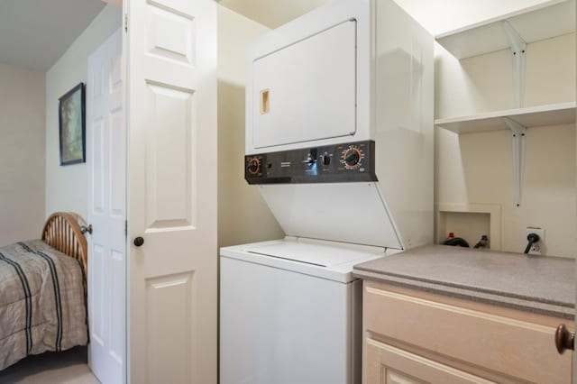 142 Thomas St, Hamilton, MT 59840 - washroom with estacked washer and dryer