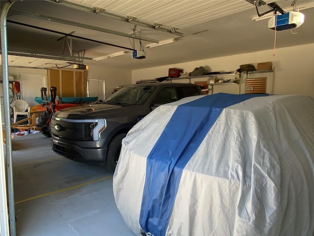 50-60 Willow Bend Ln, Cascade, MT 59421 - garage featuring a garage door opener