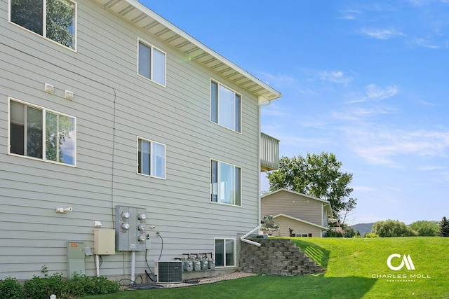 3036 Mchugh Ln, Helena, MT 59601 - back of property featuring a yard