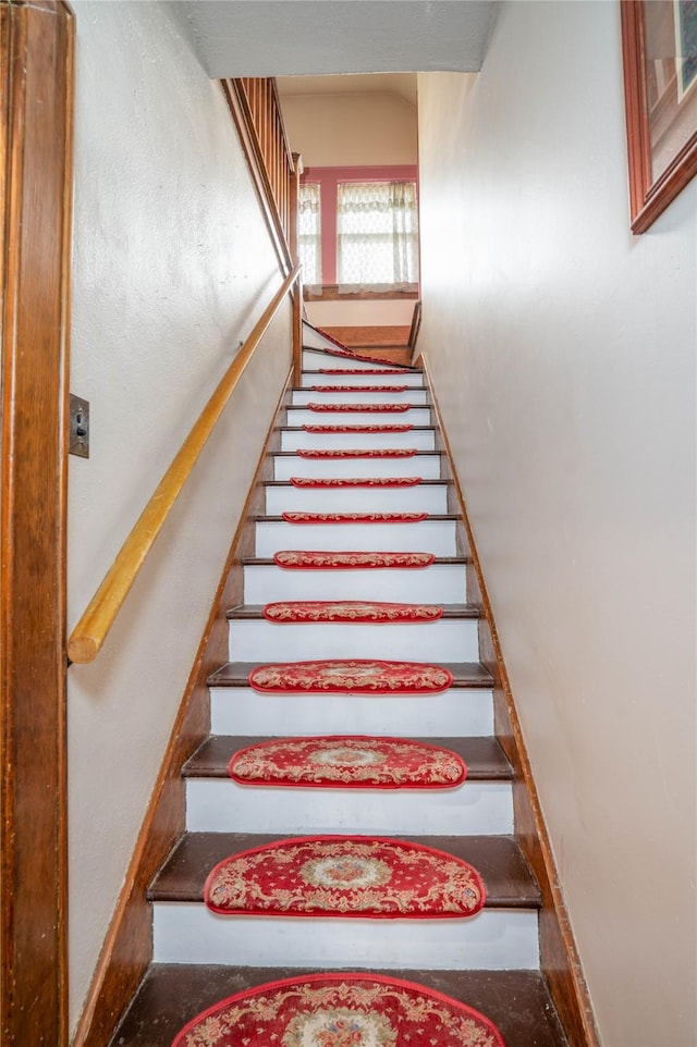 804 Broadway St, Townsend, MT 59644 - view of stairway