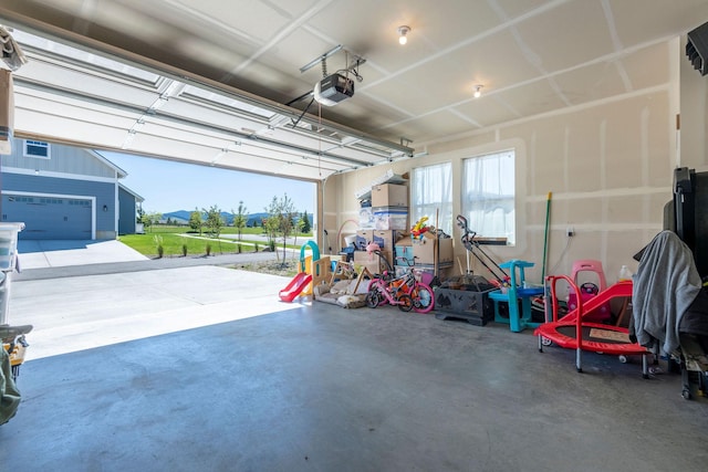2805 Travis Ave, Helena, MT 59601 - view of garage