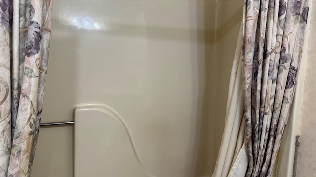 10 Pine Ridge Cir, Clancy, MT 59634 - bathroom with a shower with shower curtain