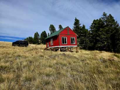 NHN Outer Loop Rd, Cascade, MT 59421