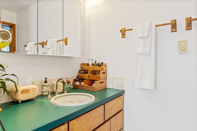 215 N Oak St, Townsend, MT 59644 - bathroom featuring vanity