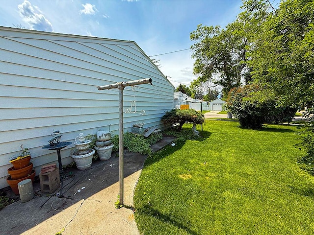 2201 6th Ave N, Great Falls, MT 59401 - view of green lawn