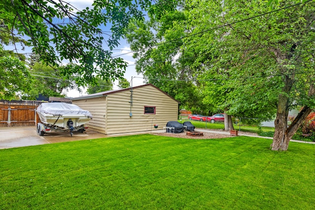 2713 5th Ave S, Great Falls, MT 59405 - view of yard featuring a patio area