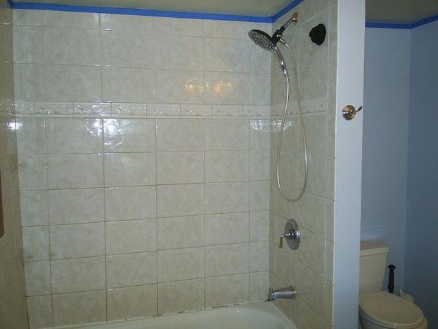 619 E Broadway St, Helena, MT 59601 - bathroom with toilet and shower / bathtub combination