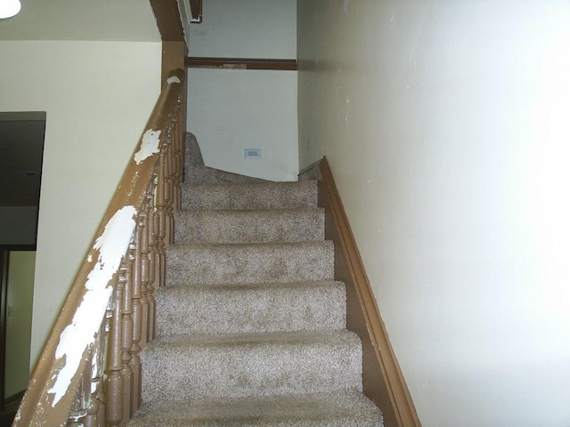 619 E Broadway St, Helena, MT 59601 - view of stairs
