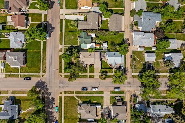 122 22nd St S, Great Falls, MT 59401 - aerial view of property and surrounding area featuring nearby suburban area