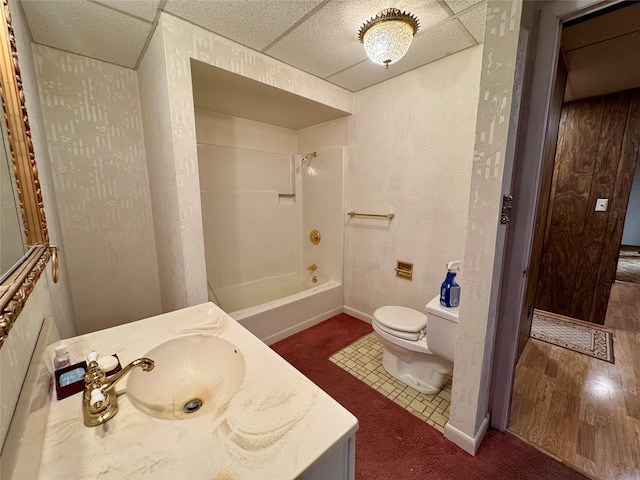 55 Equis Ln, Butte, MT 59701 - full bath featuring toilet, vanity, baseboards, and  shower combination