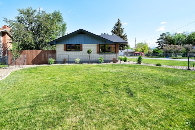 2 N Oregon St, Helena, MT 59601 - ranch-style house featuring brick siding