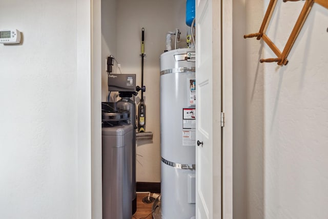845 Mountain Vista Way, Kalispell, MT 59901 - utility room featuring strapped water heater