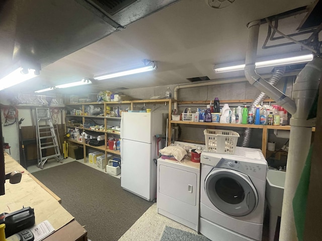 12 Country Club Dr Unit 16, Polson, MT 59860 - laundry area with separate washer and dryer