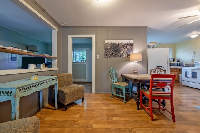 1024 N Warren St, Helena, MT 59601 - dining room featuring light wood-type flooring and a ceiling fan
