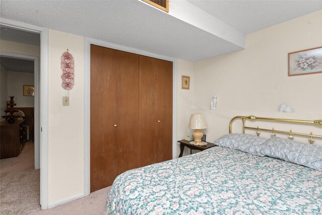 417 56th St S, Great Falls, MT 59405 - bedroom featuring carpet flooring and a closet