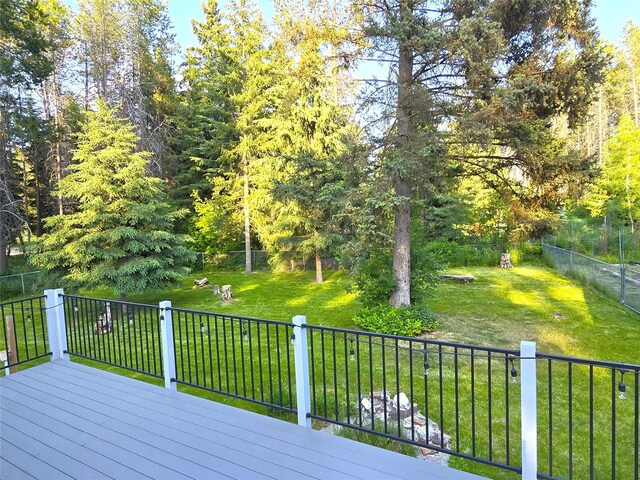 189 Dawn Dr, Columbia Falls, MT 59912 - view of wooden terrace
