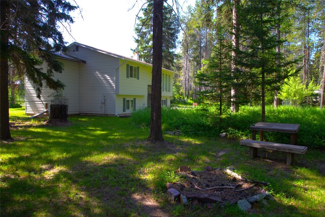 189 Dawn Dr, Columbia Falls, MT 59912 - view of grassy yard