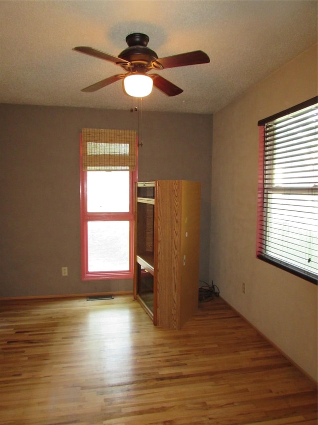 2323 3rd Ave S, Great Falls, MT 59405 - spare room featuring light wood-type flooring and a ceiling fan