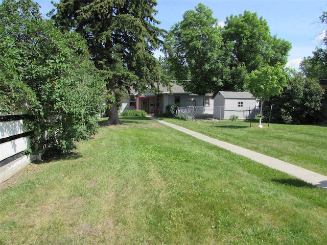 2323 3rd Ave S, Great Falls, MT 59405 - view of yard