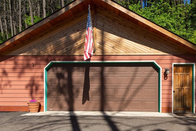14690 Shore Acres Dr, Bigfork, MT 59911 - view of detached garage