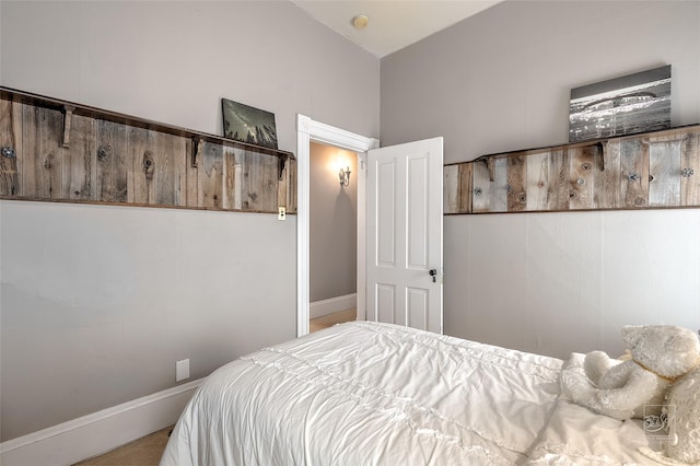 902 N Park Ave, Helena, MT 59601 - bedroom with baseboards and lofted ceiling
