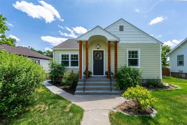 1522 1st Ave S, Great Falls, MT 59401 - bungalow featuring a front yard