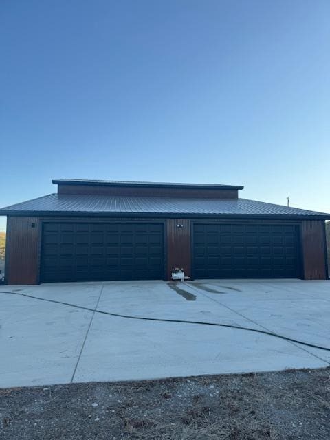 411 10th Ave NE, Choteau, MT 59422 - view of garage