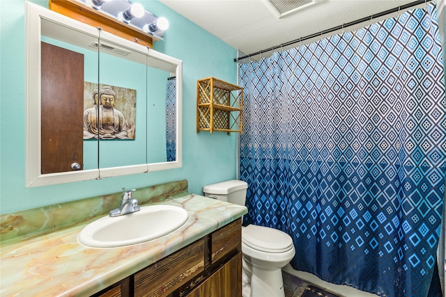 5900 Longview Dr, Missoula, MT 59803 - full bathroom with toilet, vanity, and curtained shower
