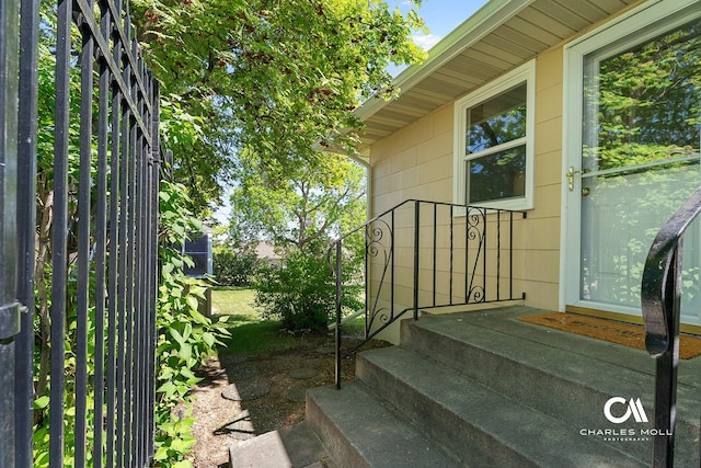 1302 Highland St, Helena, MT 59601 - view of doorway to property