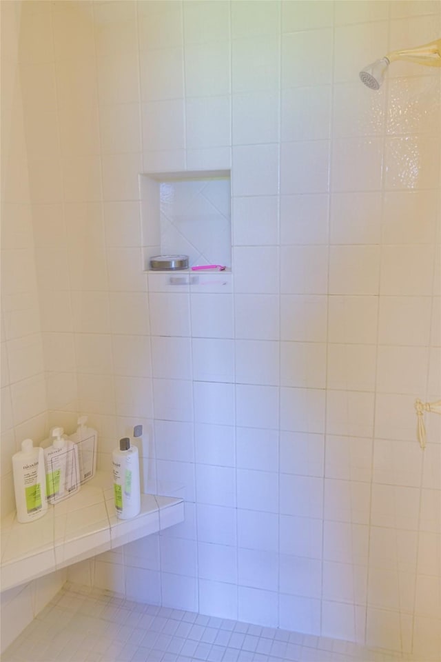 8785 Jacot Ln, Missoula, MT 59808 - full bathroom featuring a tile shower