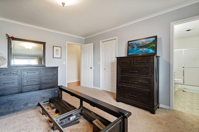 791 Springwood Ln, Kalispell, MT 59901 - bedroom with light colored carpet, crown molding, and connected bathroom