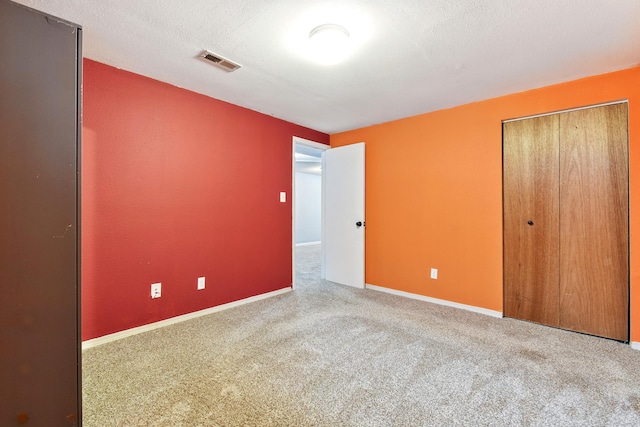 3121 6th Ave S, Great Falls, MT 59405 - unfurnished bedroom featuring carpet and a closet