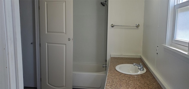 1805 Joslyn St Unit 25, Helena, MT 59601 - full bathroom with vanity