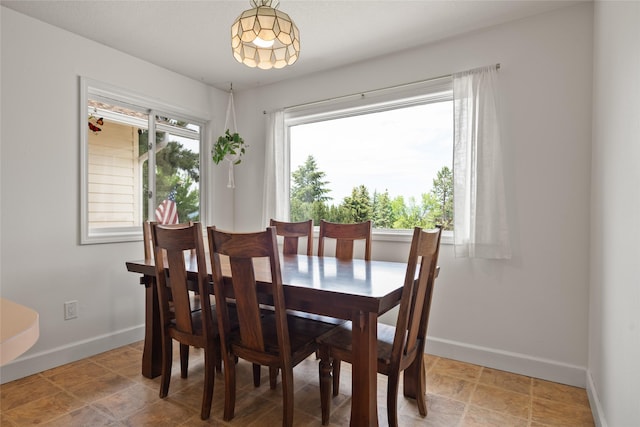 251 Grandview Way, Missoula, MT 59803 - dining area with baseboards