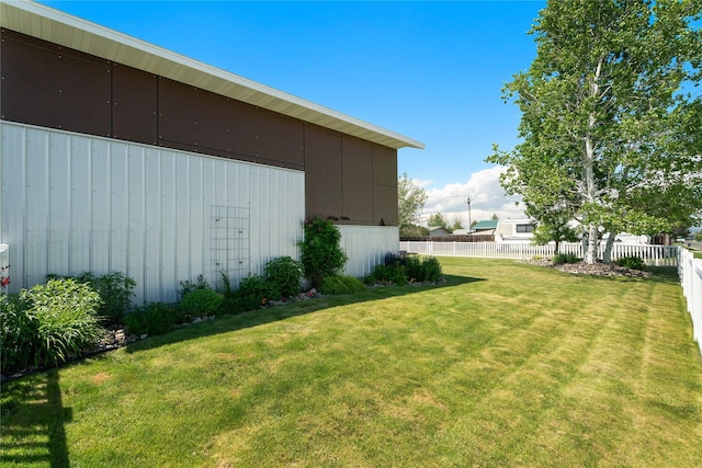 3782 E Riggs St, East Helena, MT 59635 - view of yard featuring an outbuilding