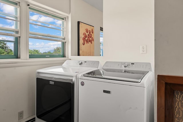 91 Denver Ave, Kalispell, MT 59901 - washroom featuring separate washer and dryer
