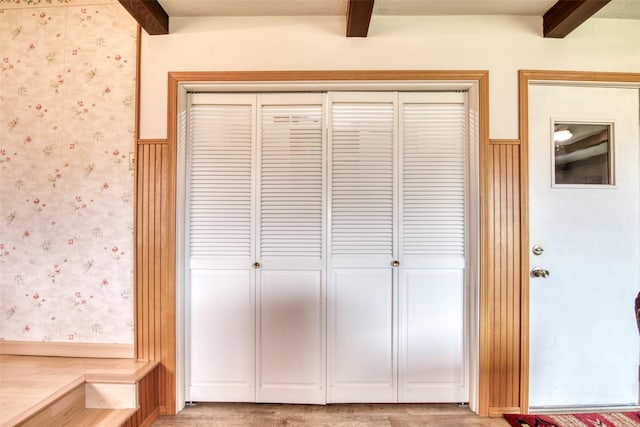 238 Hillcrest Dr, Hamilton, MT 59840 - detailed view of wallpapered walls and wood finished floors