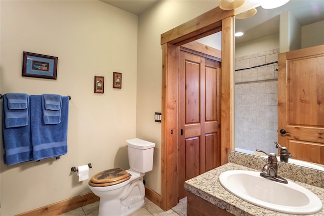 7175 US Highway 93 S Unit 4-102, Lakeside, MT 59922 - full bath featuring vanity, a tile shower, and tile patterned floors
