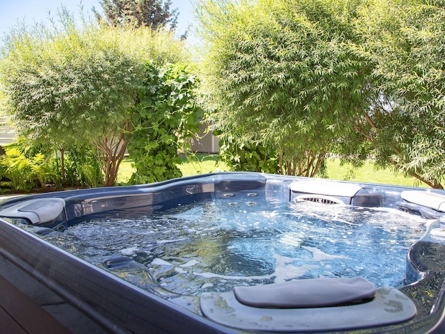 521 Evening Star Ln, Columbia Falls, MT 59912 - view of pool with a hot tub