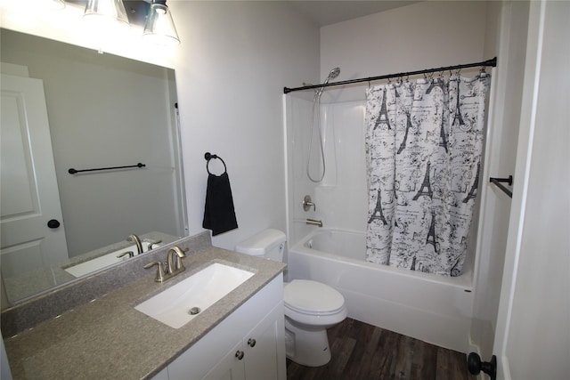 506 Mountain View Dr, Cascade, MT 59421 - full bath featuring vanity, shower / bath combo, and wood finished floors
