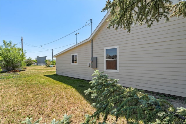 324 N Pine St, Townsend, MT 59644 - view of home's exterior featuring a lawn
