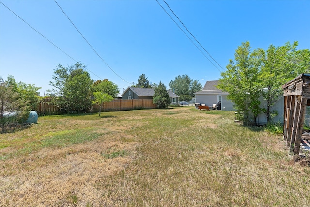 324 N Pine St, Townsend, MT 59644 - view of yard
